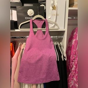 Lululemon tank sz 6
